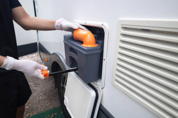 Best Luxury portable toilet rental  in Linden, MI